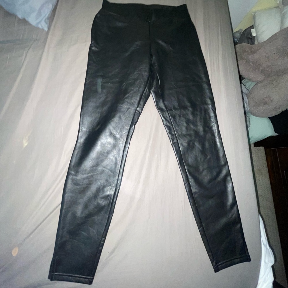Faux leather leggings